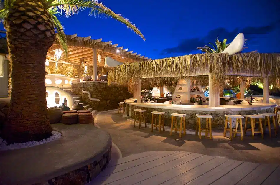 Los 10 mejores bares en Mykonos - Disfruta de la mejor vida nocturna en Grecia Los 10 mejores bares en Mykonos - Disfruta de la mejor vida nocturna en Grecia