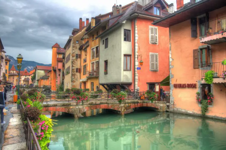 11 mejores cosas que hacer en Annecy, la Venecia de los Alpes franceses
