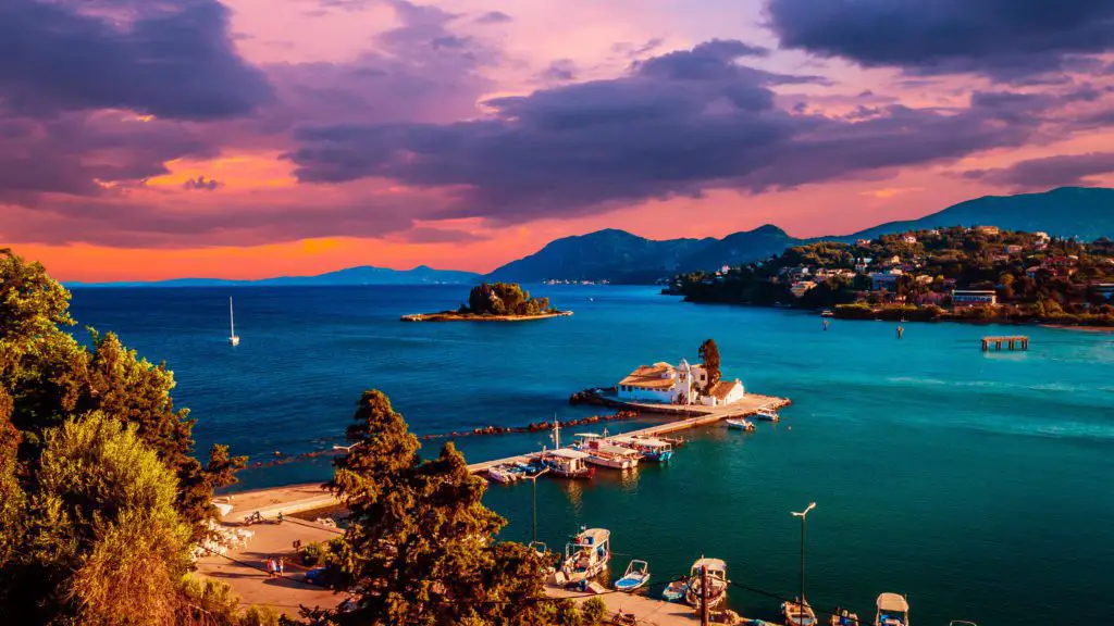 Guía de viaje de Corfú: La Isla Griega Esmeralda