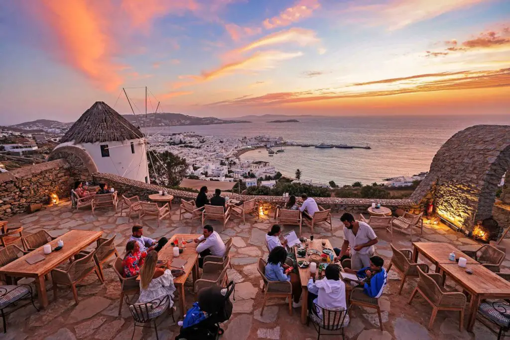 Los 10 mejores bares en Mykonos - Disfruta de la mejor vida nocturna en Grecia