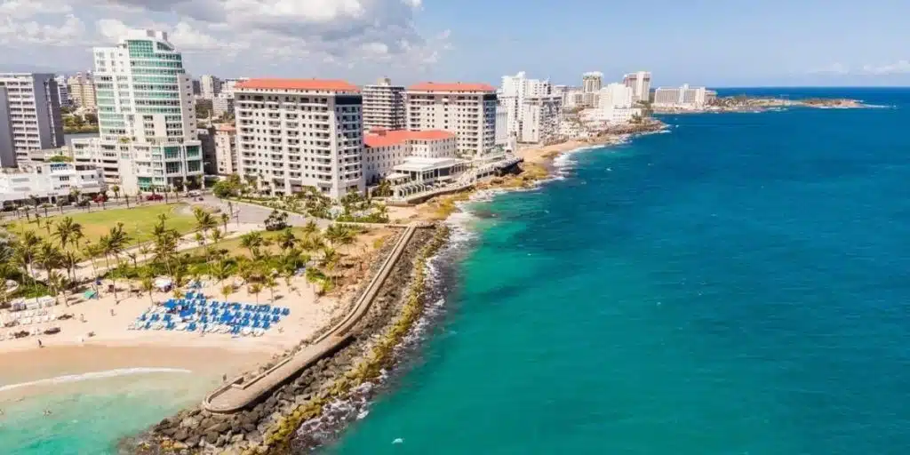 Descubre las joyas ocultas de Puerto Rico: La Isla del Encanto