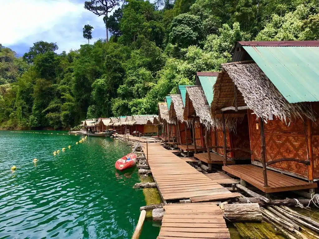 Parque Nacional de Khao Sok: Descubre la joya del sur de Tailandia en 2024