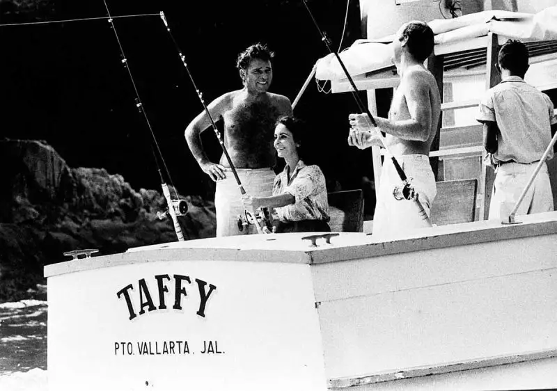 Richard Burton y Elizabeth Taylor en Puerto Vallarta