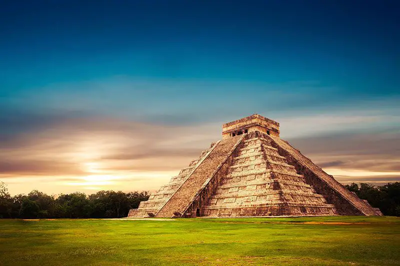 Castillo de Kukulkán, Chichén Itzá - Pirámides de México