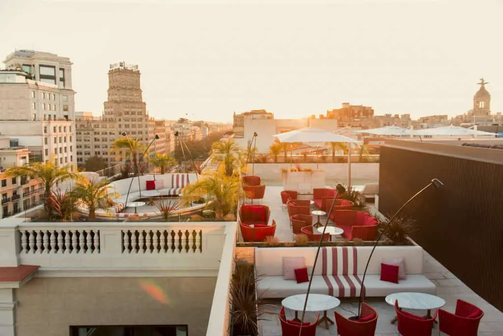 Azimuth Rooftop Terrace en el hotel Almanac Barcelona