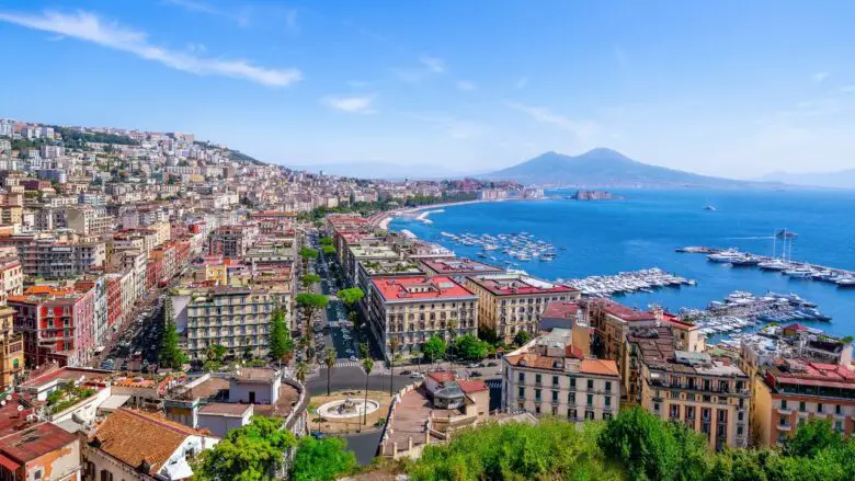 Dónde alojarse en Nápoles