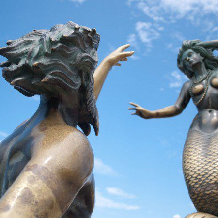Una guía de las esculturas de Puerto Vallarta
