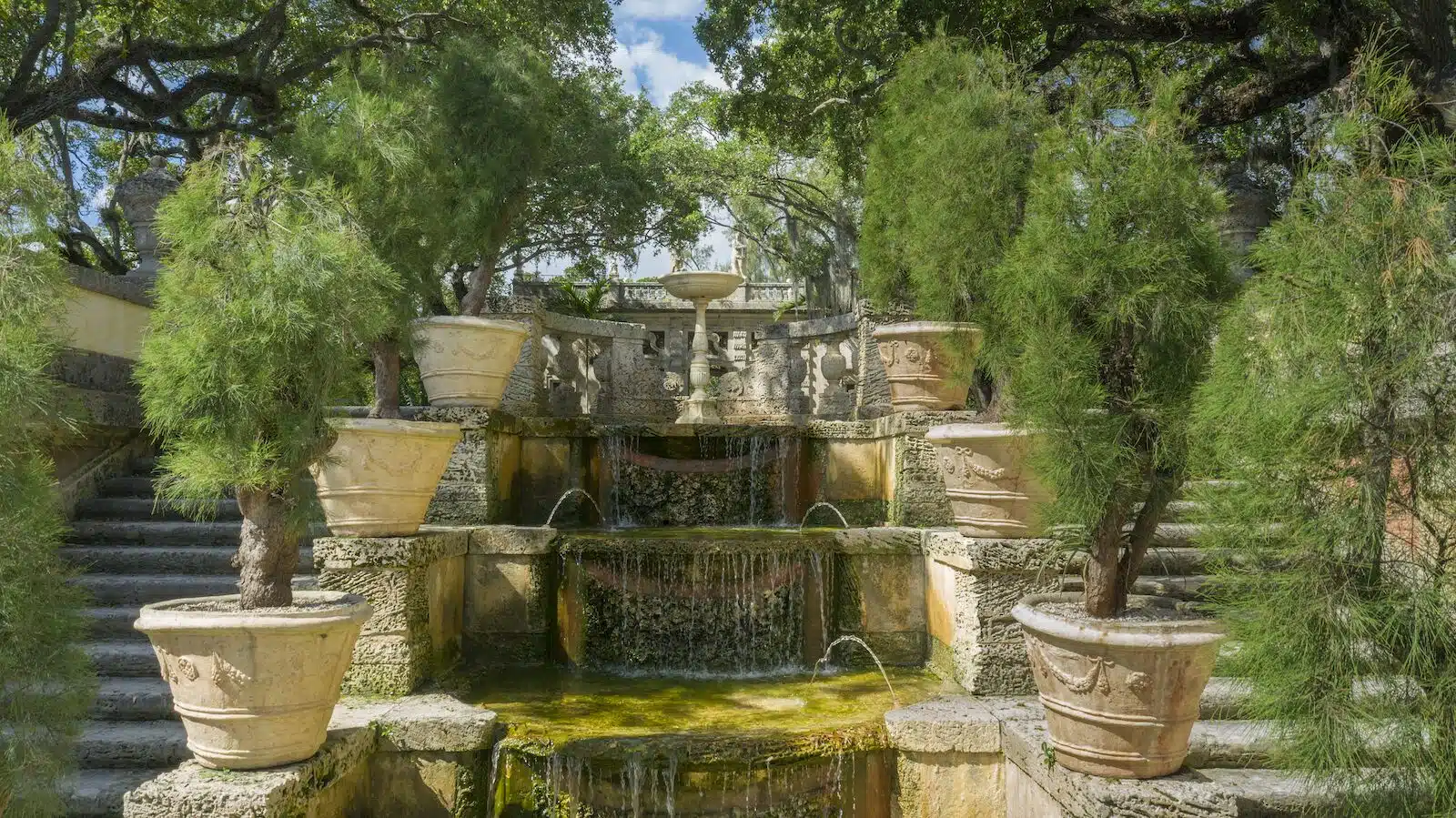 El Túmulo del Jardín en los jardines de Vizcaya