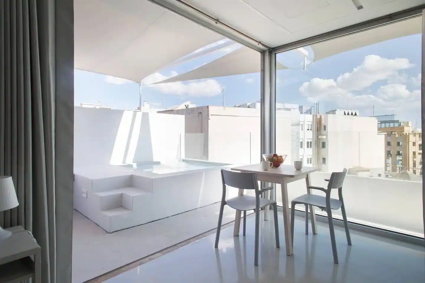 Estos Airbnbs de Atenas son una estancia única y acogedora en Grecia