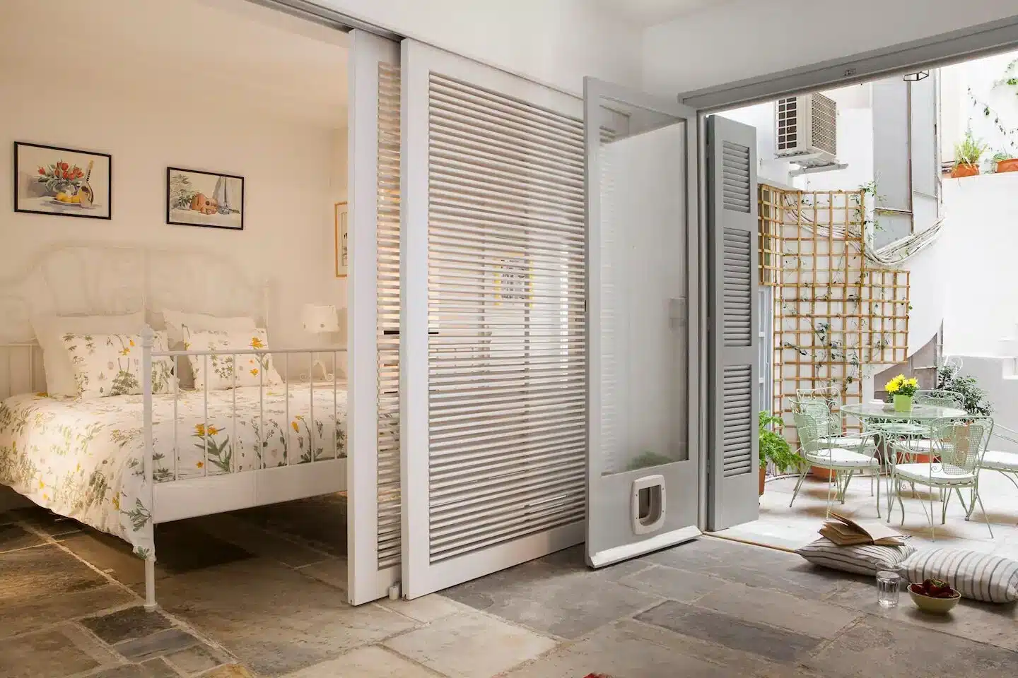 Estos Airbnbs de Atenas son una estancia única y acogedora en Grecia