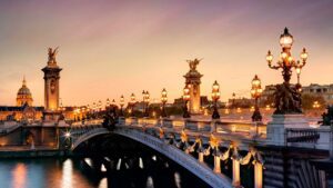 Puente Alejandro III en París