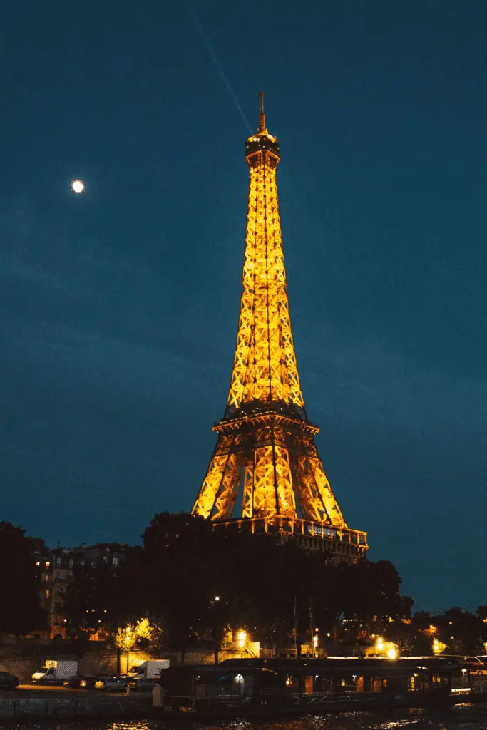 Visitar la Torre Eiffel: lo que debes saber antes de ir en 2023