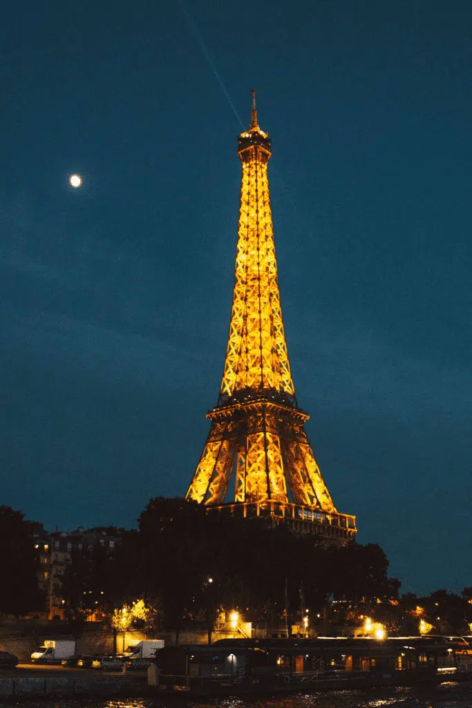 Visitar la Torre Eiffel: lo que debes saber antes de ir en 2024
