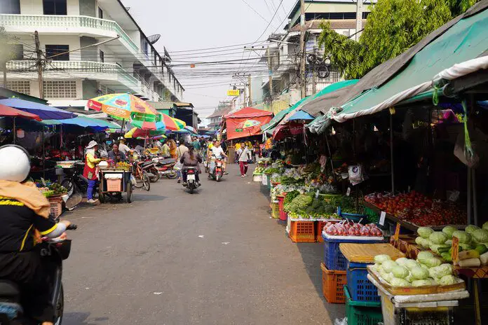 Mercado diurno de Chiang Mai