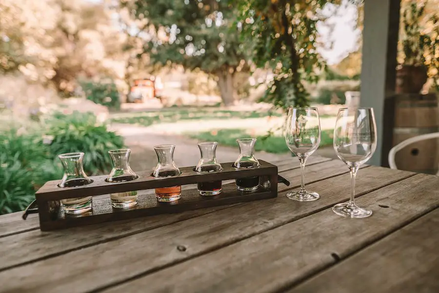 Vuelo de degustación de vinos en el valle de Santa Ynez