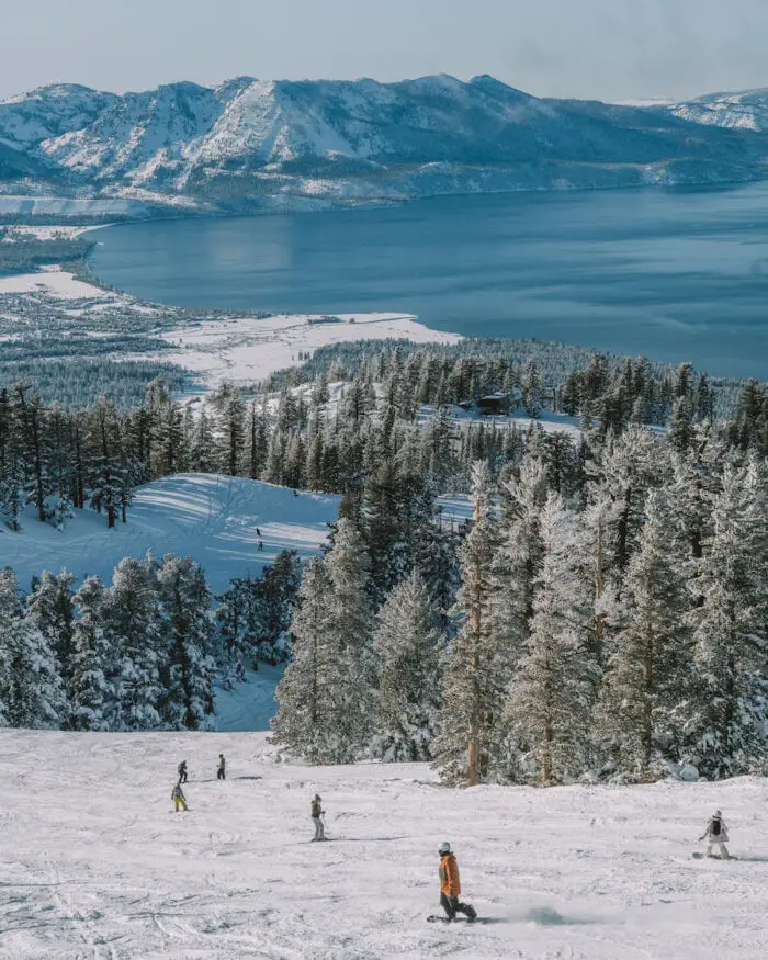 Vista del lago Tahoe desde Heavenly Mountain Resort