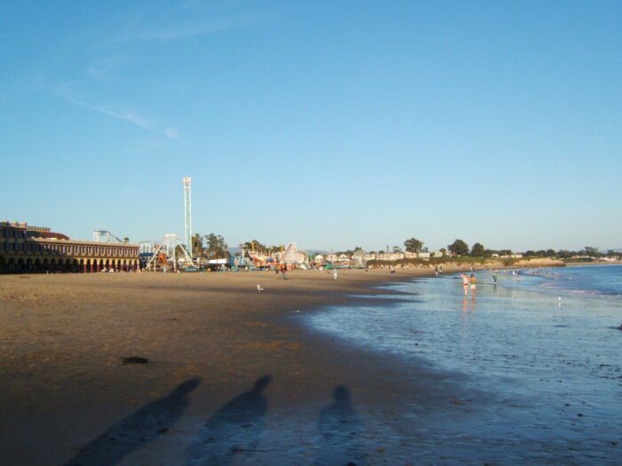 Playa principal de Santa Cruz por jongela19 vía Flickr cc