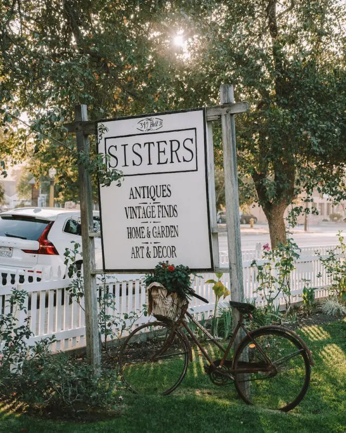 Sisters Antiques en Los Álamos