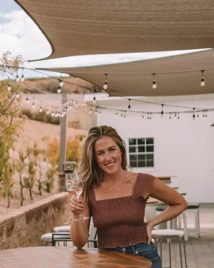 Michelle Halpern en Akash Winery en Temecula