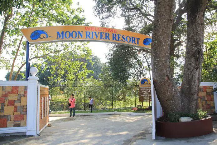 moonriver resort cavite