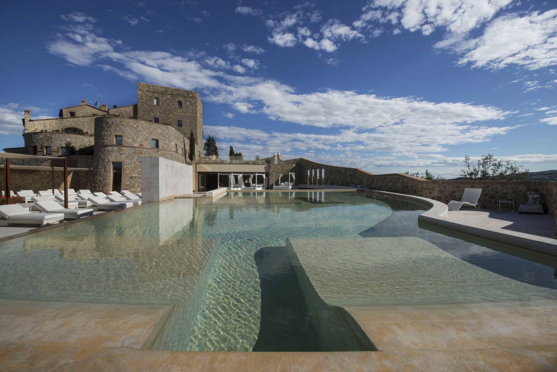 Castello-di-Velona_piscinas-termales