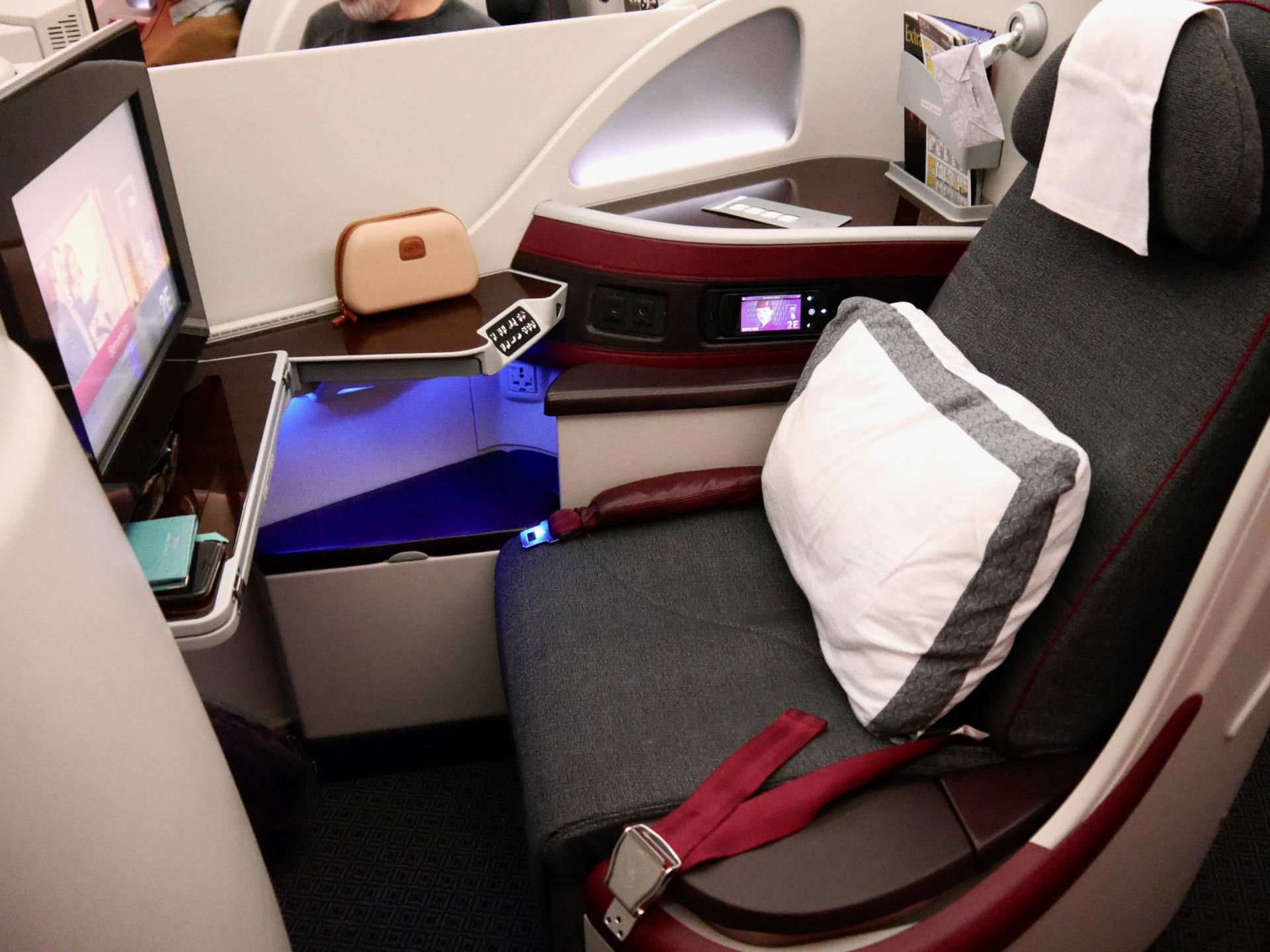 ¿Por qué esperar volar en Business Class con Qatar Airways?