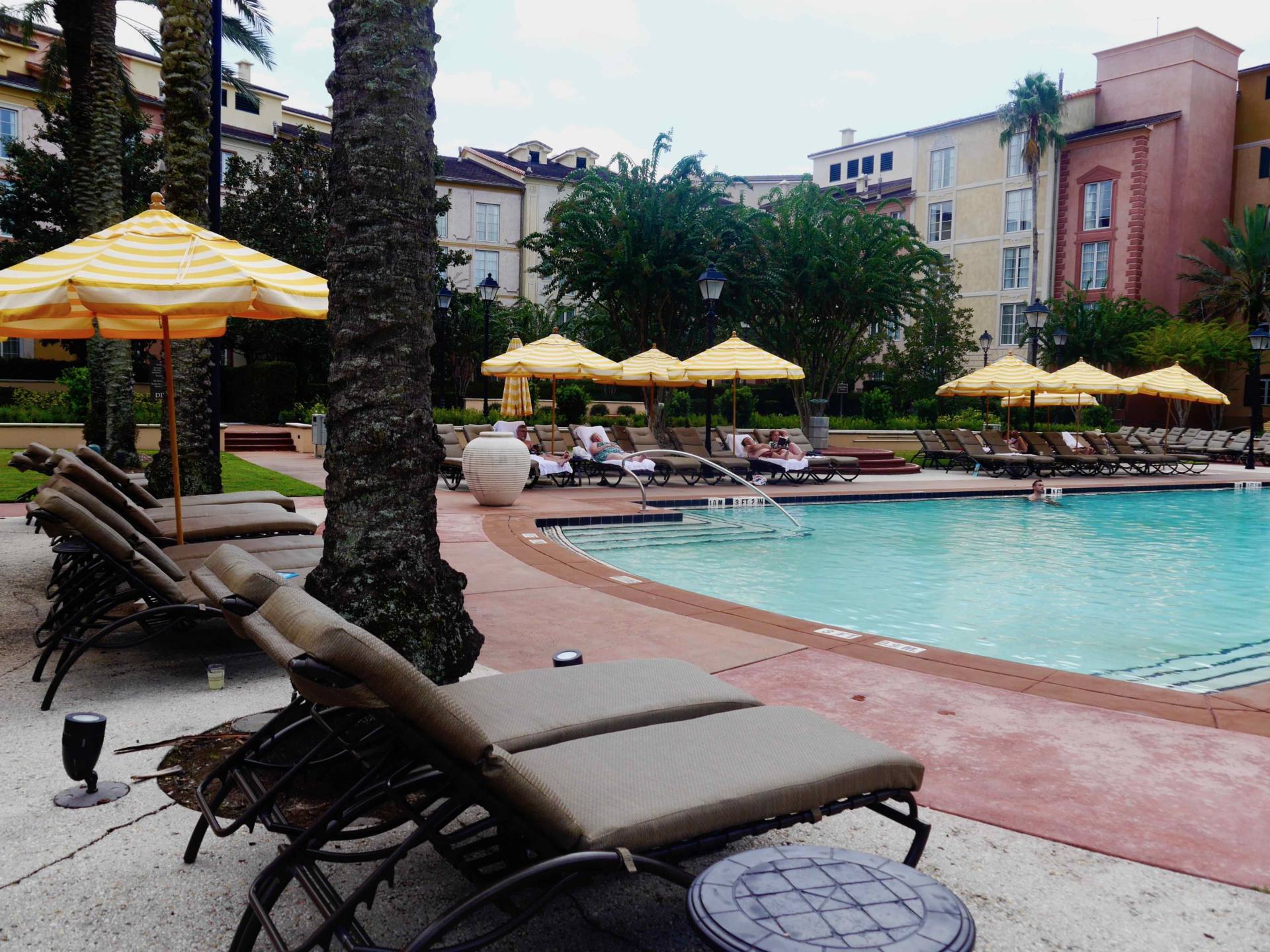 Hotel Loews Portofino Bay | Hoteles de Universal Orlando Resort | villa con piscina