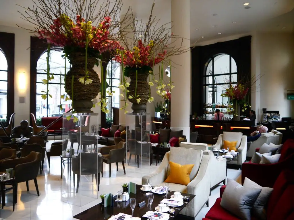 one-aldwych-hotel-london-review-lobby