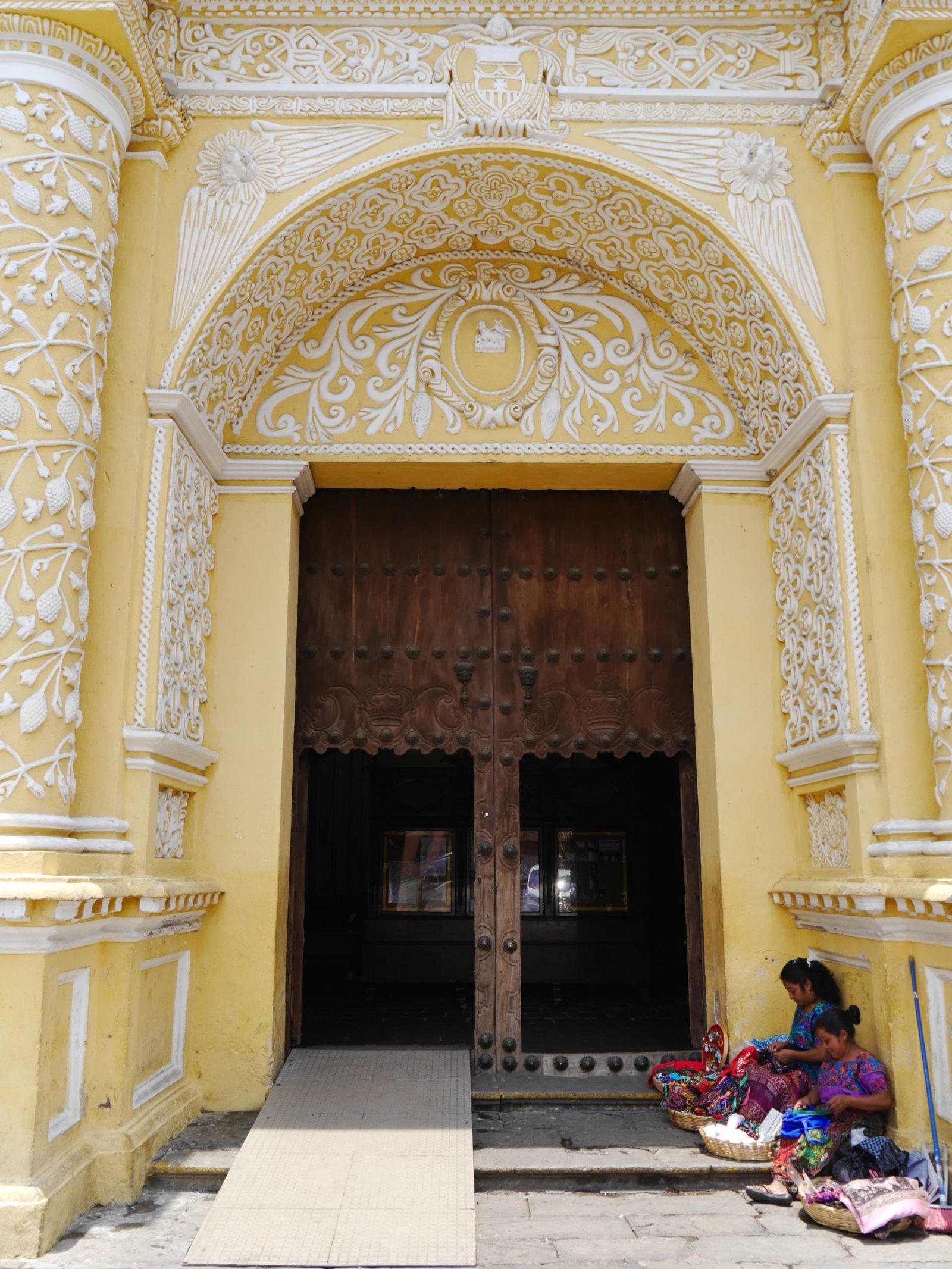 iglesia-antigua-guatemala-la-merced2