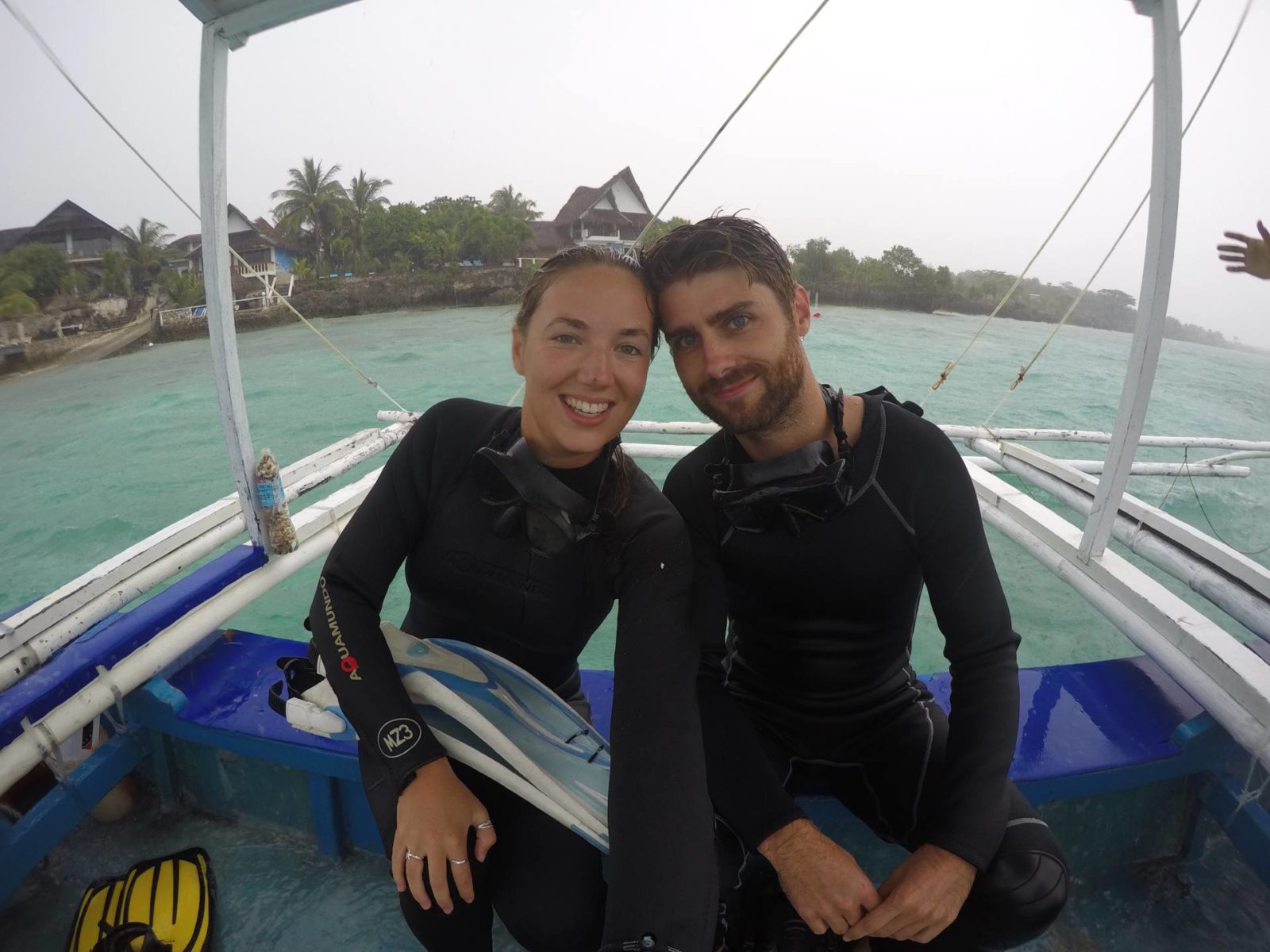 the-travelista-scuba-diving-moalboal-filipinas
