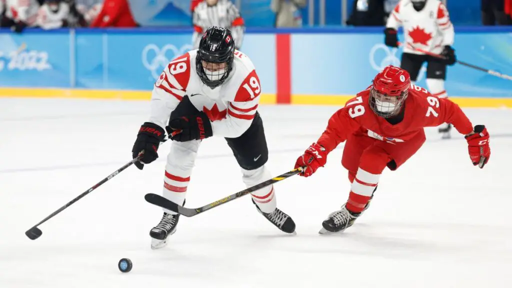 Hockey sobre Hielo en canada - Deportes y pasatiempos populares en Canadá