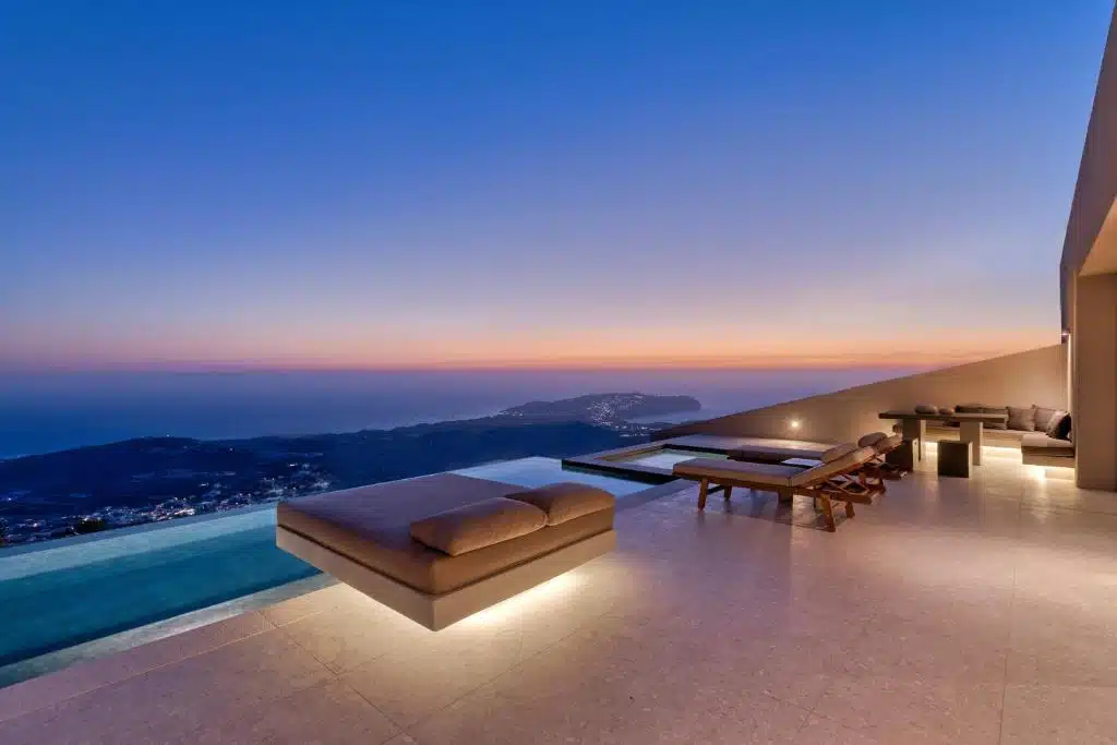 hoteles en santorini