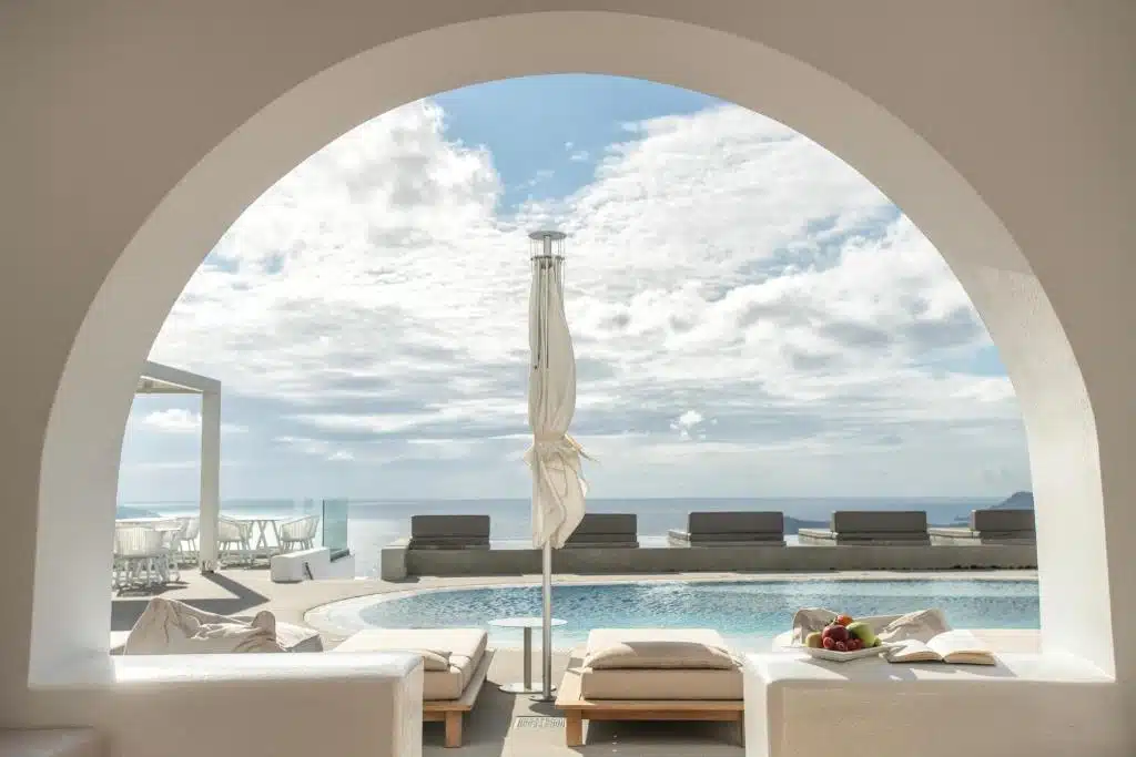 hoteles en santorini