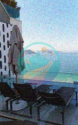 Terraza en la azotea y piscina del Hotel Emiliano Río de Janeiro en la playa de Copacabana