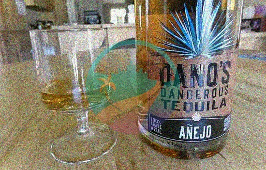 El peligroso tequila añejo de Dano