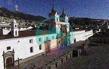 Vista del hotel de lujo en Quito