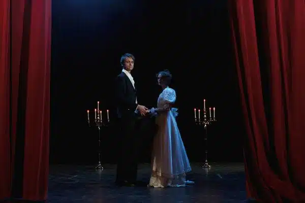 Teatro Off-Broadway: Descubre Producciones Innovadoras En Escenarios Íntimos Teatro off