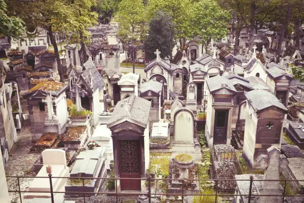 Planes originales en París: Cementerio de Père-Lachaise