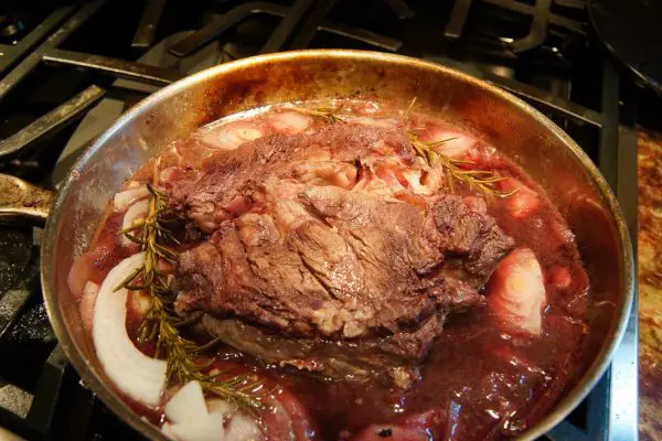 Preparación de Boeuf Bourguignon